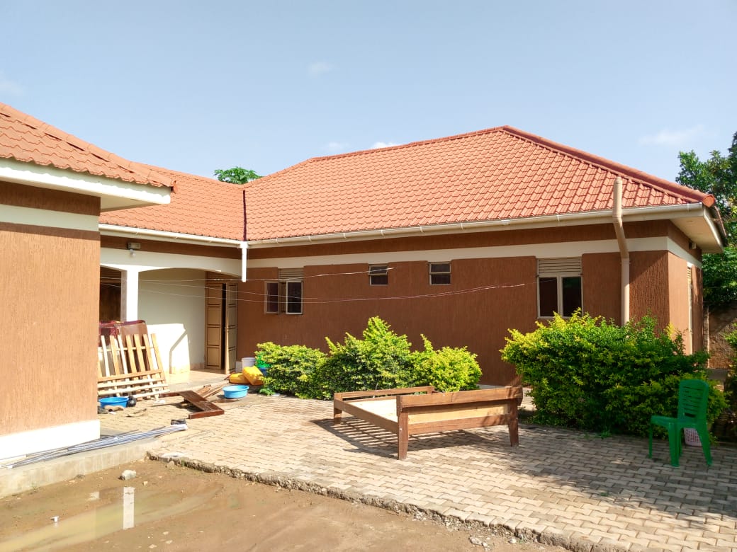 JB Hostel compound with landscaped areas